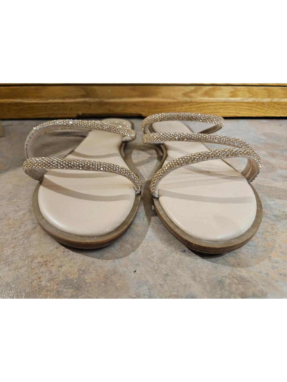 Redtop Sandals - Picture 4 of 9